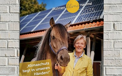 Klimaschutz-Plakat mit Beatrix Schulte Wien